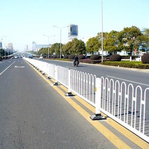 道路护栏